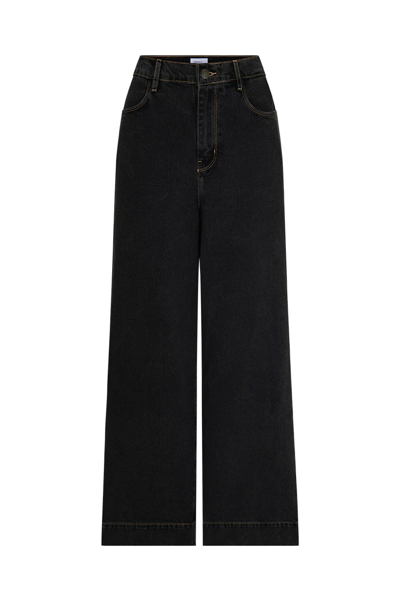 Classic Straight Leg Jean - Image 10