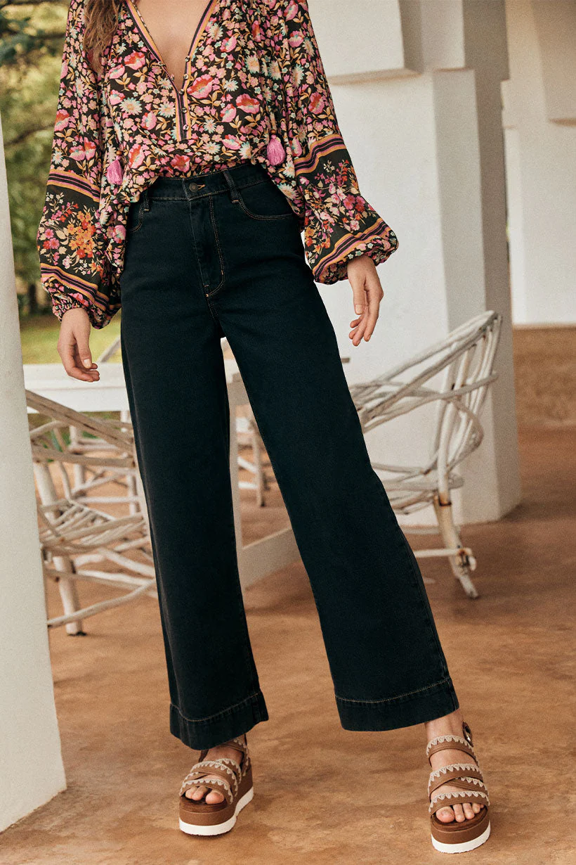 Classic Straight Leg Jean - Image 4