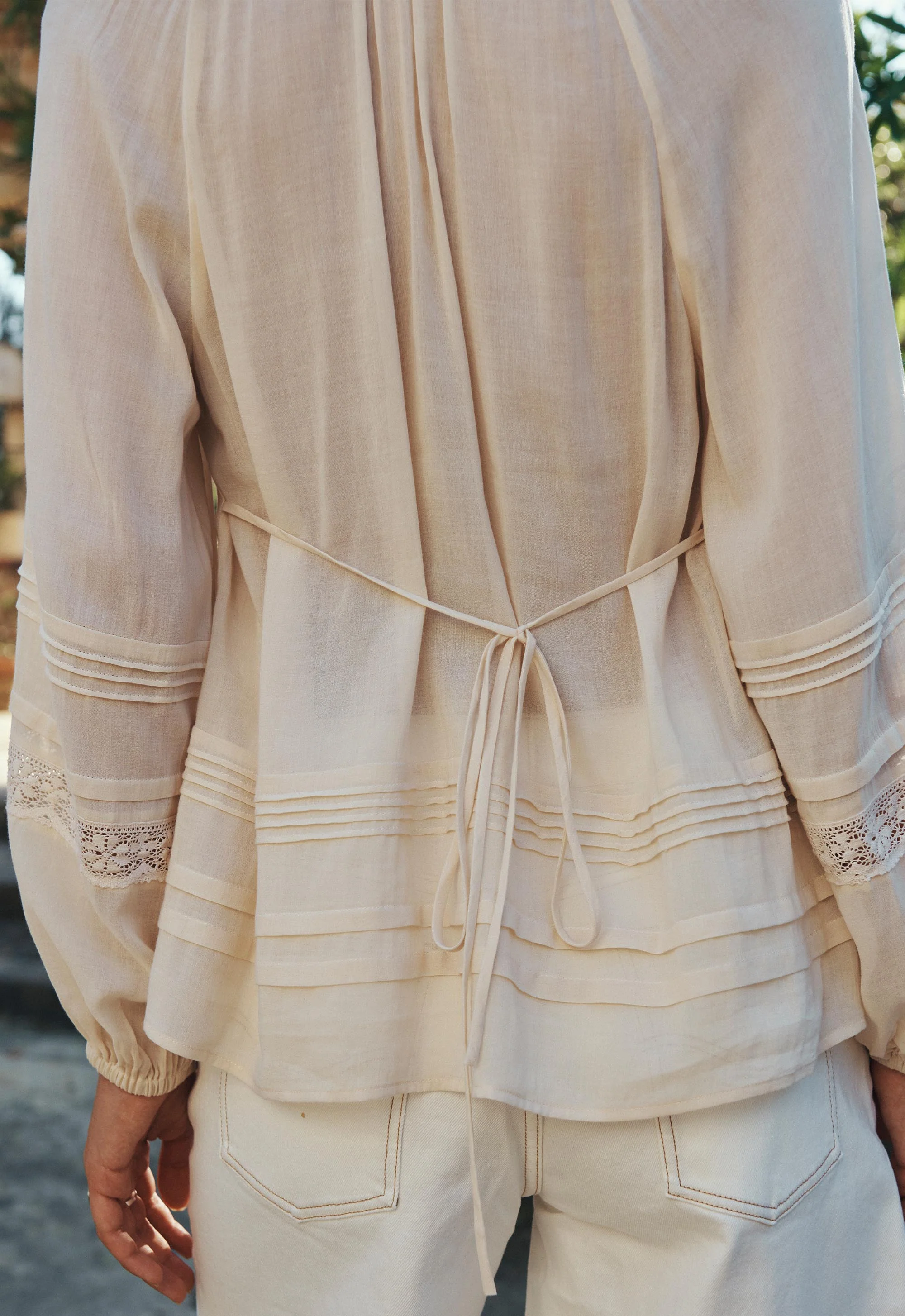 Hera Lace Blouse - Image 3