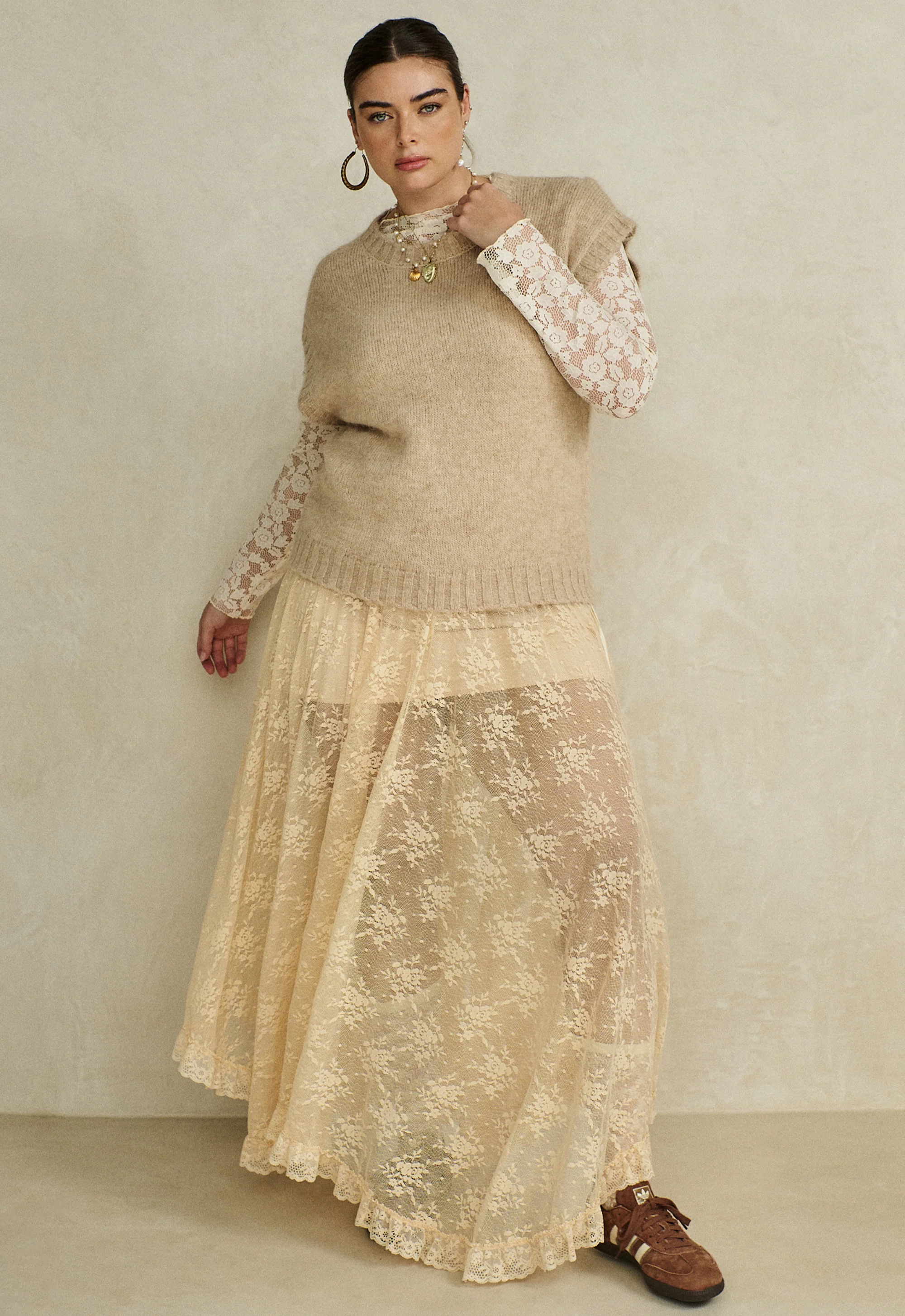 Labyrinth Lace Maxi Skirt - Image 9