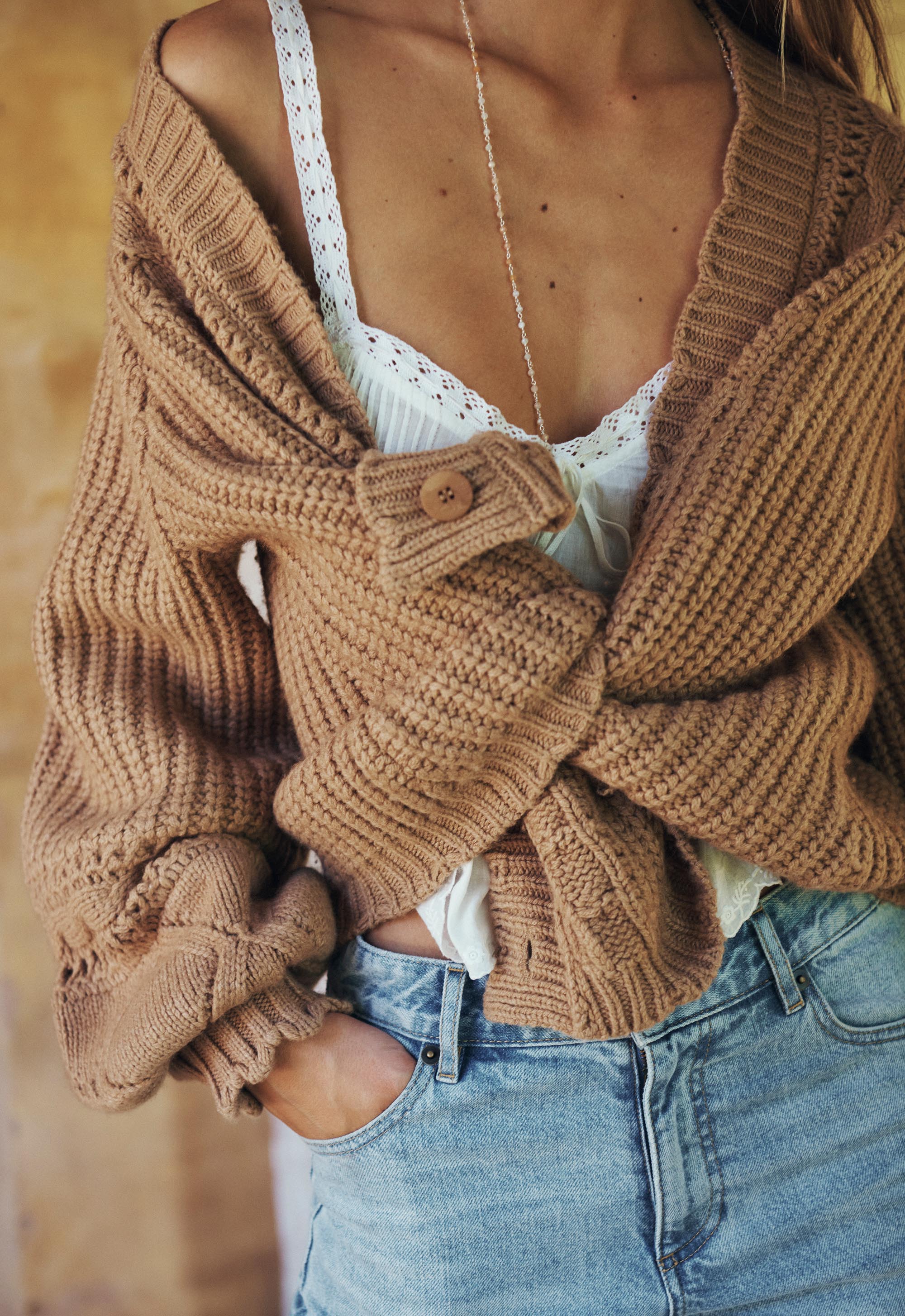 Mulberry Knit Cardigan - Image 4