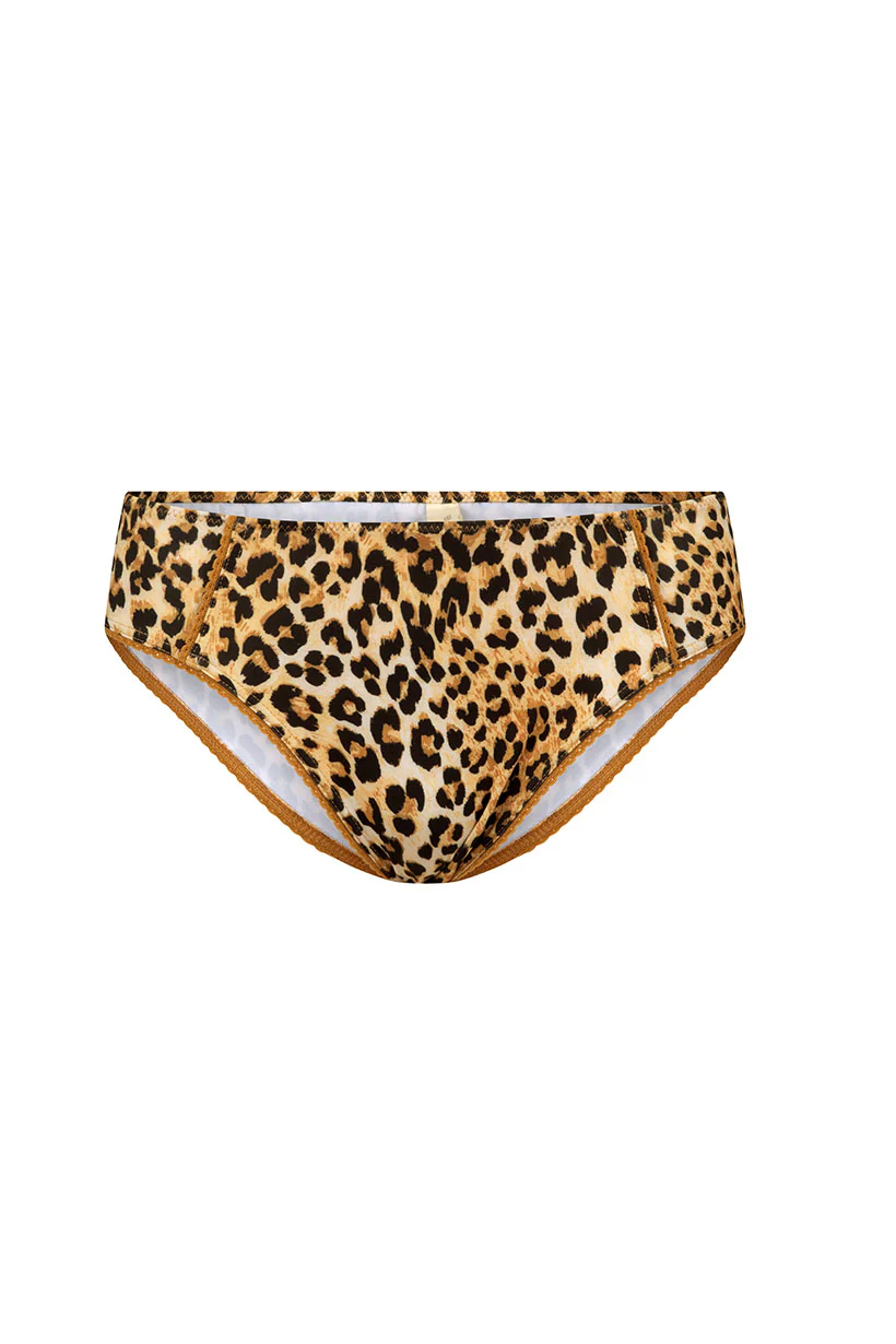 Samantha Brief - Image 3